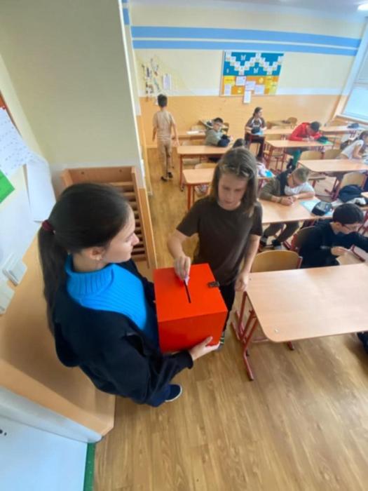 6c52e9b4-01ec-427b-bce7-2ab4a94af752