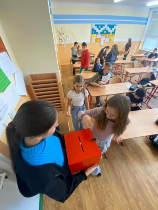 b816a244-a5cf-4385-bdc4-08fd4b84cf79