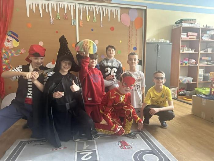 8f83ac46-f339-46f7-8af0-dca863083840