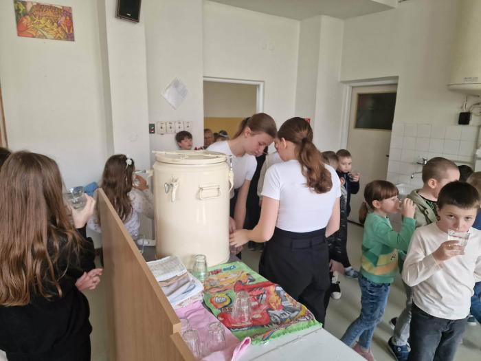 cddfc630-ec04-4e1f-aea6-7ec23f45d567